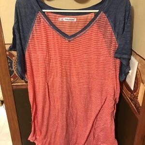 Maurice’s size 2 (plus size) shirt